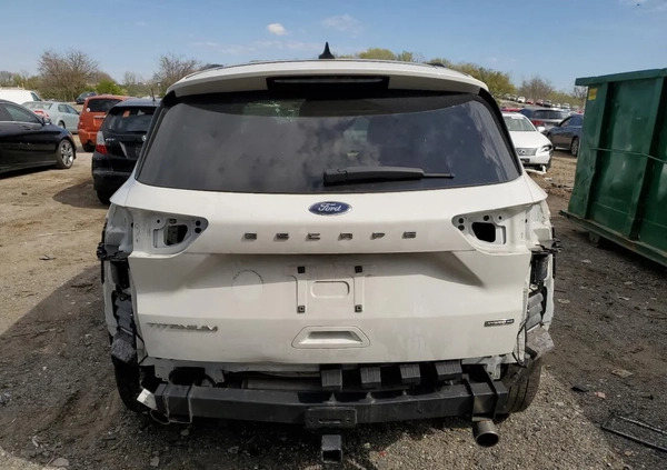 Ford Escape cena 55000 przebieg: 80200, rok produkcji 2020 z Rypin małe 56